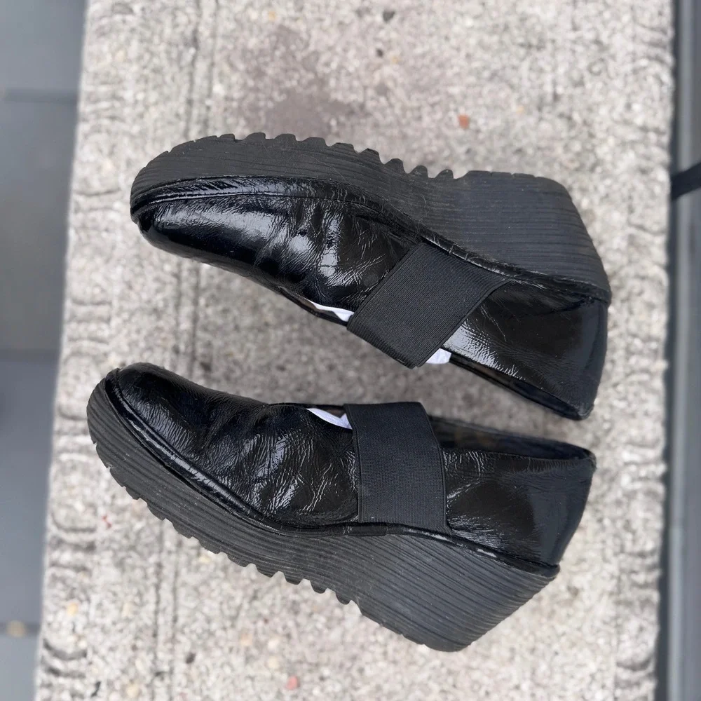 Fly London Wedge Pumps Womens‎ 39 Black Patent Leather Elastic Mary Jane